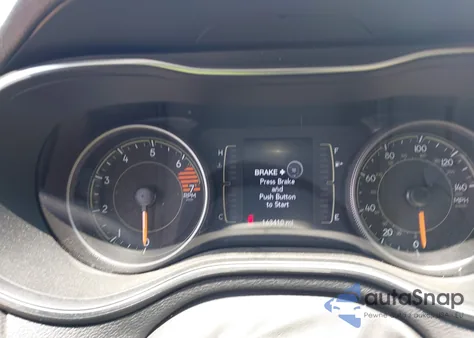 2019 Jeep Cherokee Latitude Plus 4X4 from USA, damaged, VIN 1C4PJMLB8KD319755